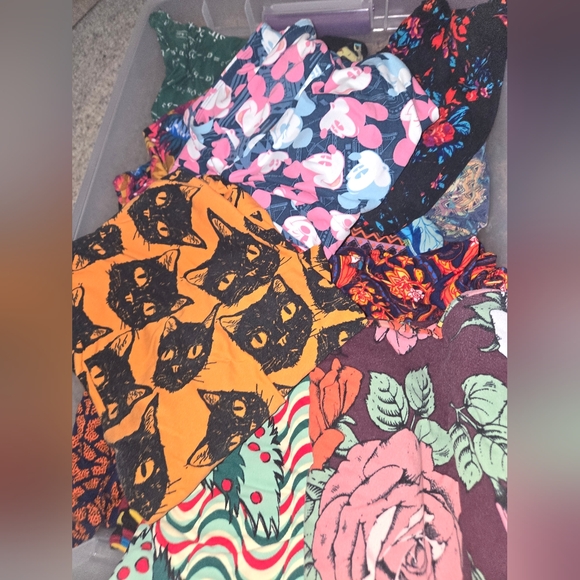 Lularoe Leggings Bundle - Picture 2 of 4